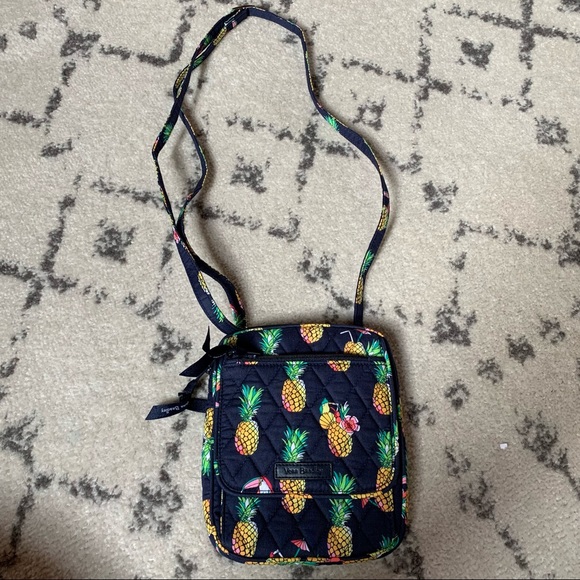 NWT Vera Bradley Mini Hipster Toucan Party - Picture 1 of 3